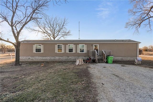 $300,000 | 5508 Cr 5800 N/a Cherryvale Ks 67335 N/a, Unit N/A | Cherry Township - Montgomery County