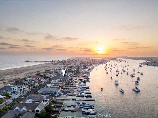 $7,500,000 | 1204 East Balboa Boulevard | Balboa Peninsula