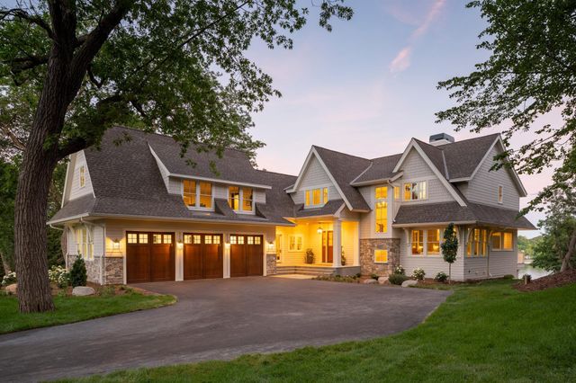 $3,975,000 | 20465 Linwood Road | Deephaven