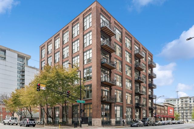 $329,000 | 701 West Jackson Boulevard, Unit 106 | West Loop