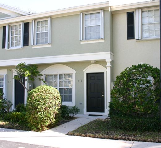 $564,000 | 819 Kokomo Key Lane | Delray Beach