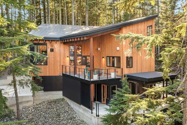 $2,750,000 | 260 Tanner Way | Snoqualmie Pass