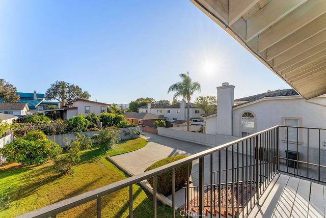 $1,250,000 | 2915 West Carson Street | Central Torrance