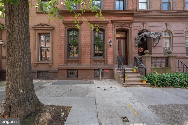 $625,000 | 1716 Spruce Street, Unit 3 | Rittenhouse Square