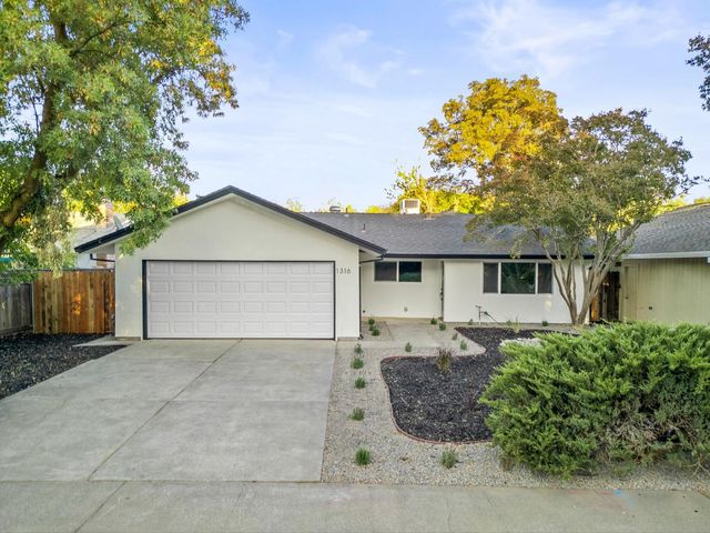 $825,000 | 1316 Garrison Street | West Davis