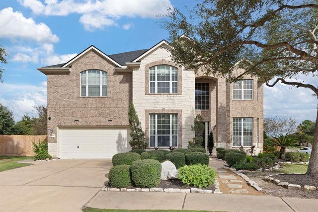 $695,000 | 11402 Camden Bay Court | Cypress Creek Lakes