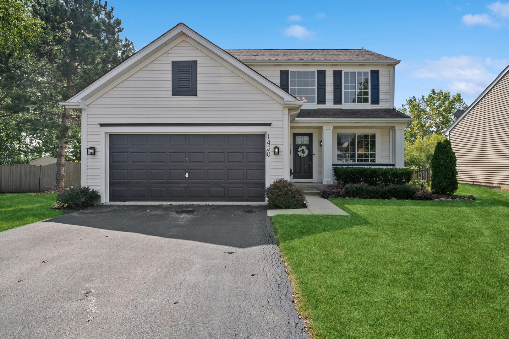 1430 Cheriton Circle Grayslake IL 60030 Compass