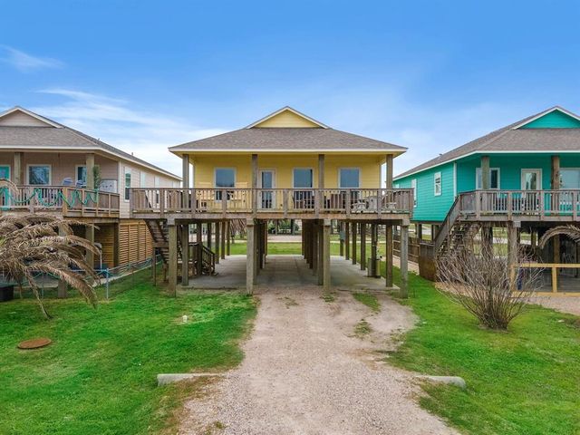 $495,000 | 339 Jettyview Road | Surfside