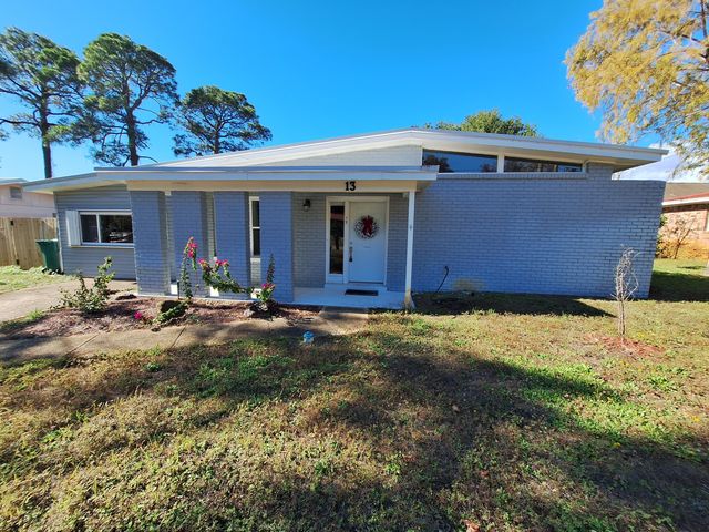 $329,900 | 13 Caswell Circle | Mary Esther