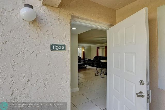 $289,000 | 12215 Royal Palm Boulevard, Unit 4Q | Coral Springs