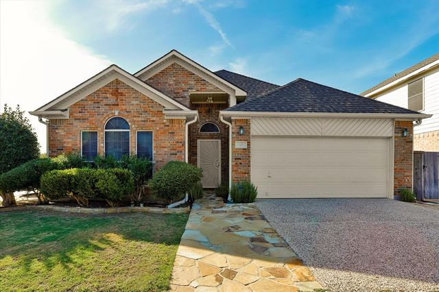 $459,900 | 3401 Windchase Drive | Flower Mound