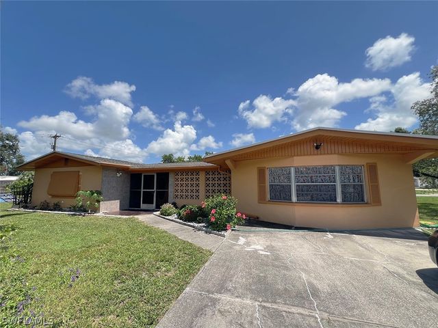 $2,150 | 30 East Mariana Avenue | North Fort Myers