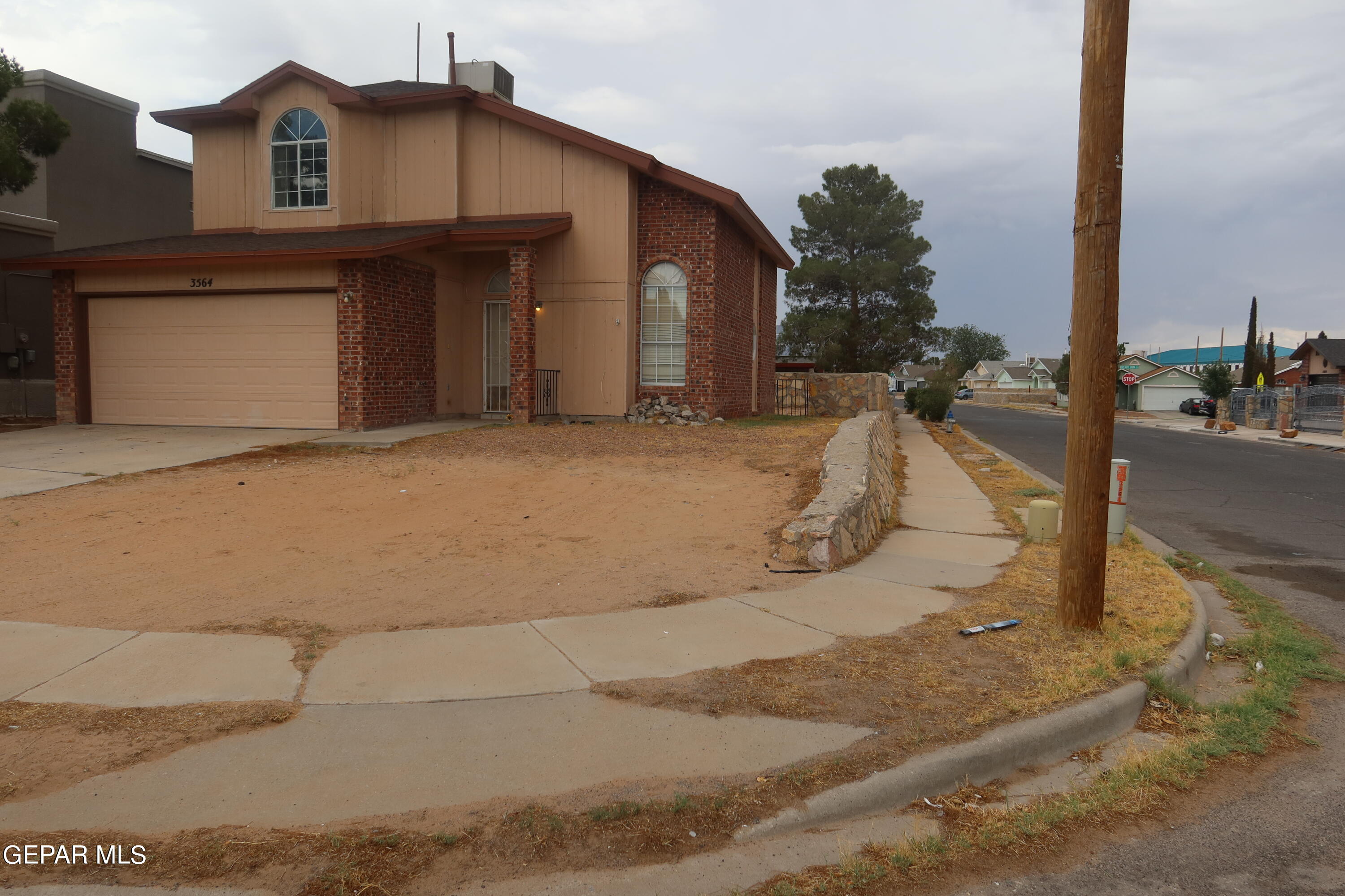 a view of a house with a outdoor space