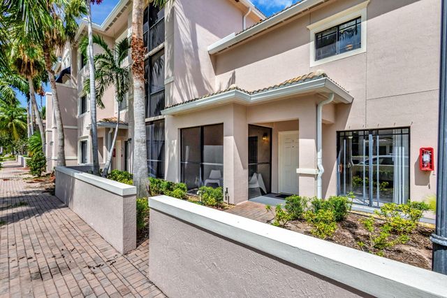 $449,900 | 2802 Sarento Place, Unit 113 | Palm Beach Gardens