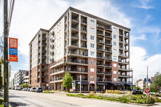 $435,000 | 435 Virginia Avenue, Unit 106 | Villaggio at Page Pointe Condominiums