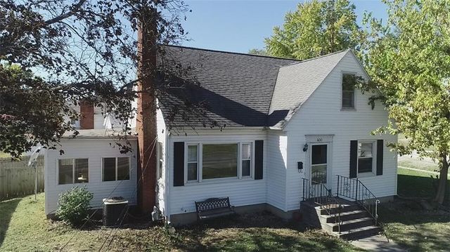 $129,900 | 400 South Cedar Street | Shelbyville