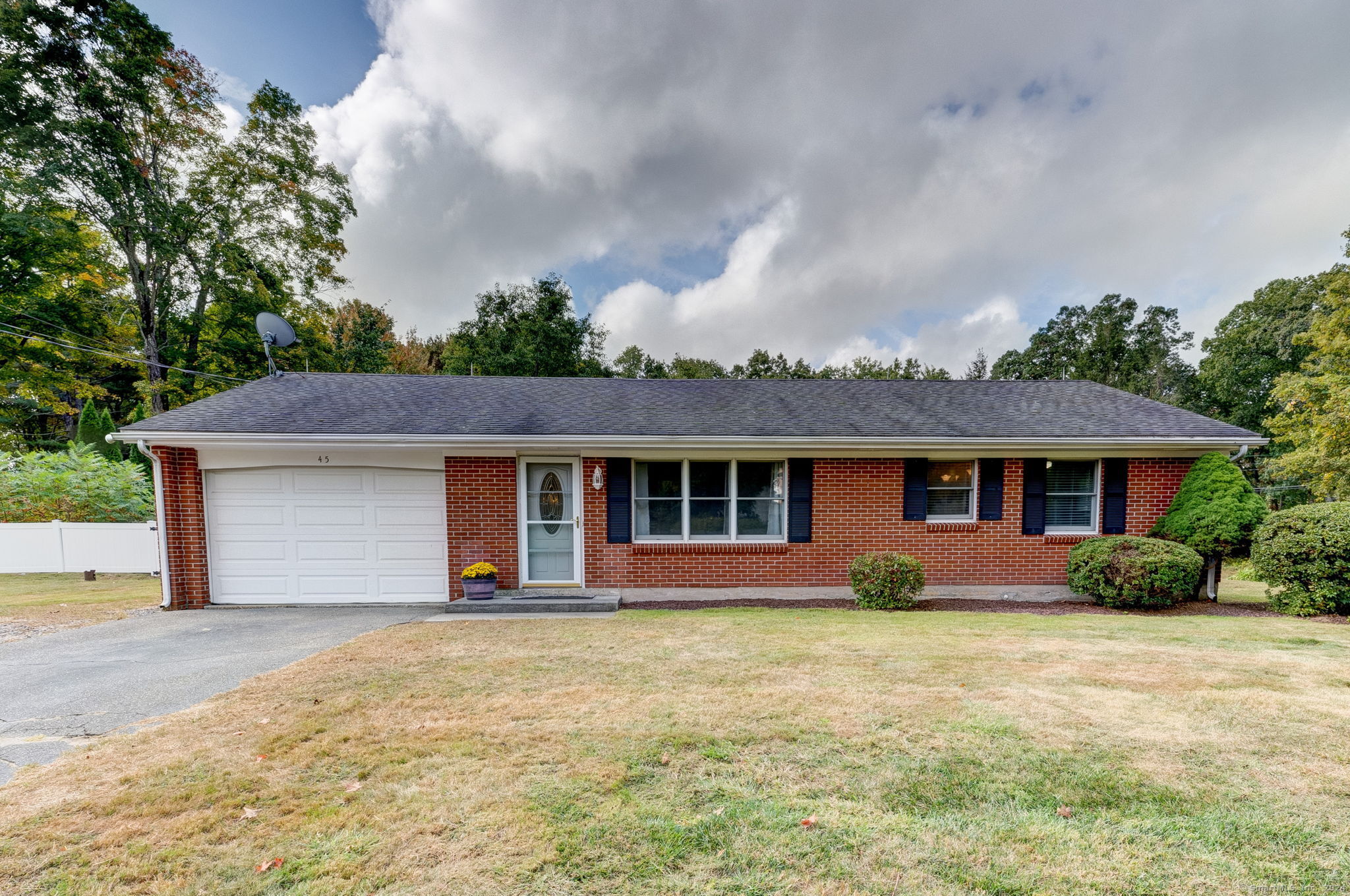 Brick Ranch with 1 car garage