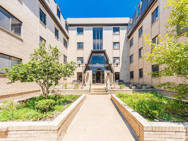 $105,000 | 4355 Maryland Avenue, Unit 409 | Central West End