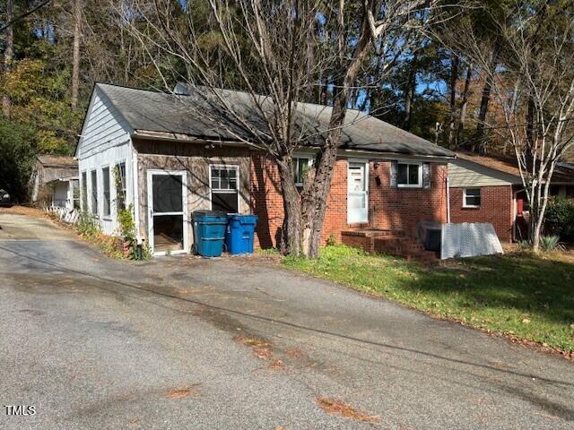 front view of house with a yard