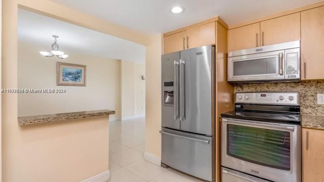 $499,000 | 1980 South Ocean Drive, Unit 2J | Oceanside