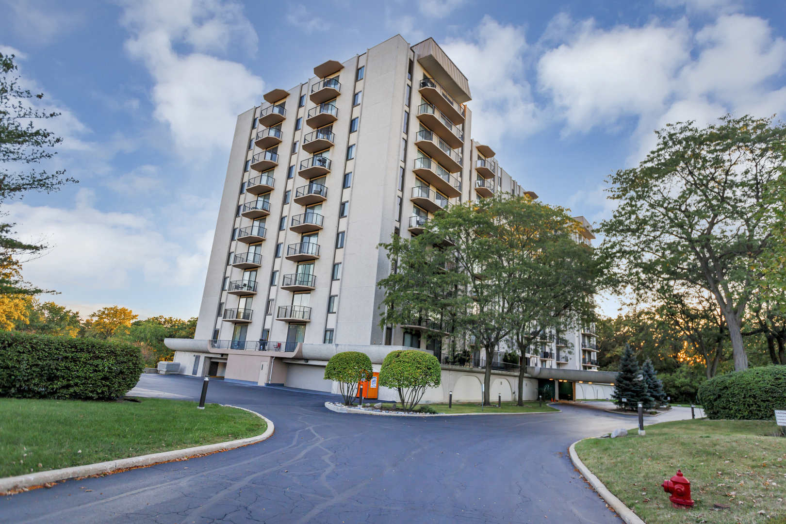 a view of building with outdoor space