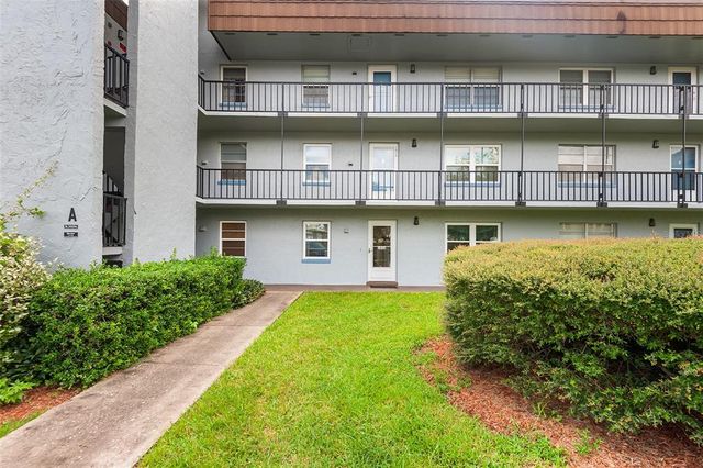 $129,000 | 333 North Lake Howard Drive, Unit 103A | Winter Haven