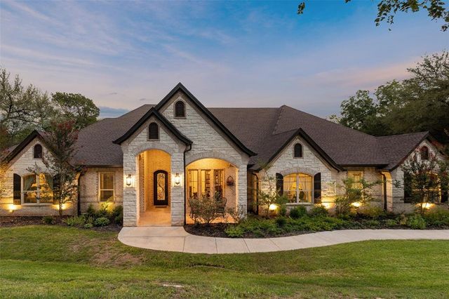 $1,375,000 | 10514 Ravenswood Road | Pecan Plantation