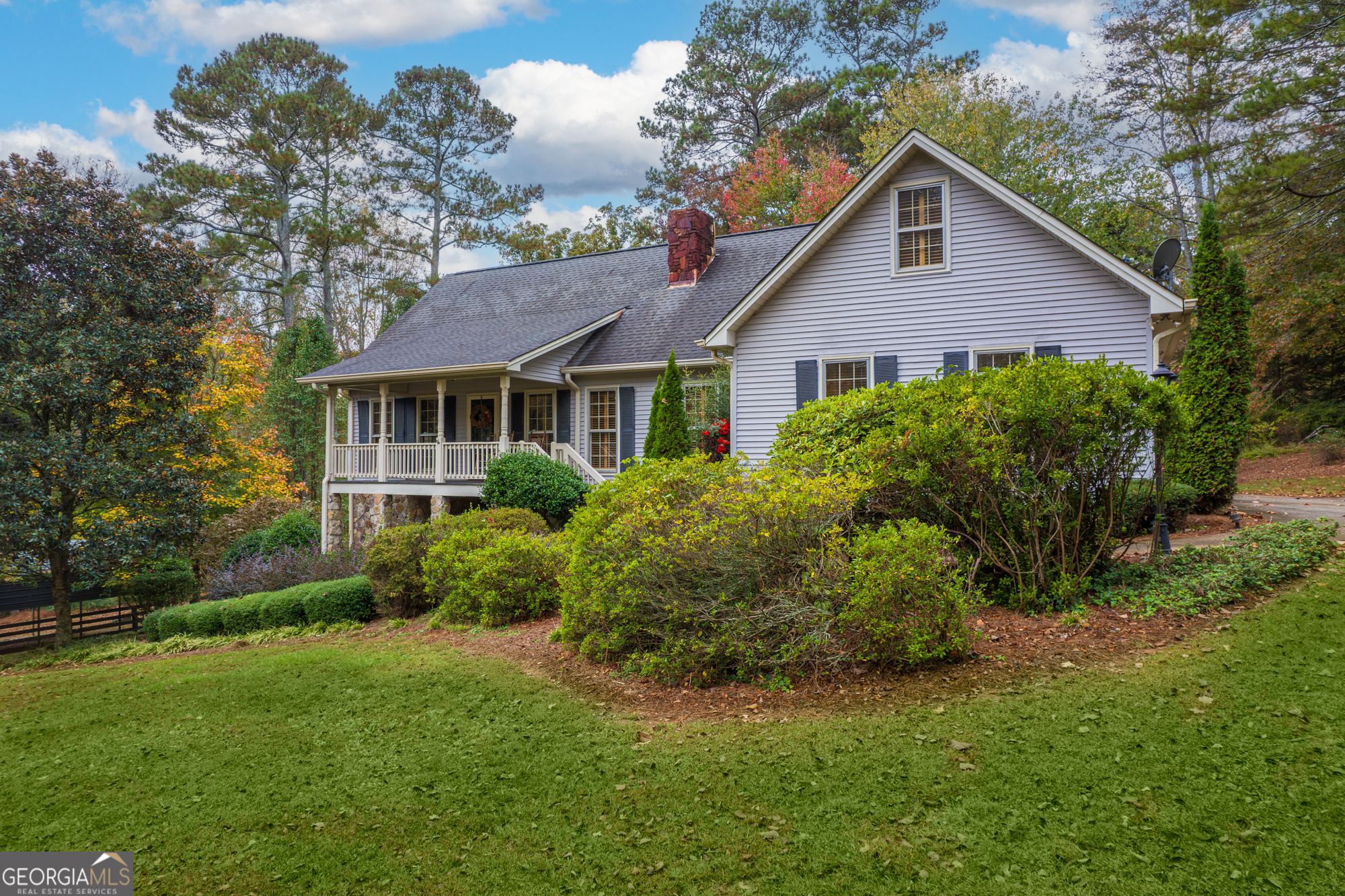 a house that has a lot of plants in it