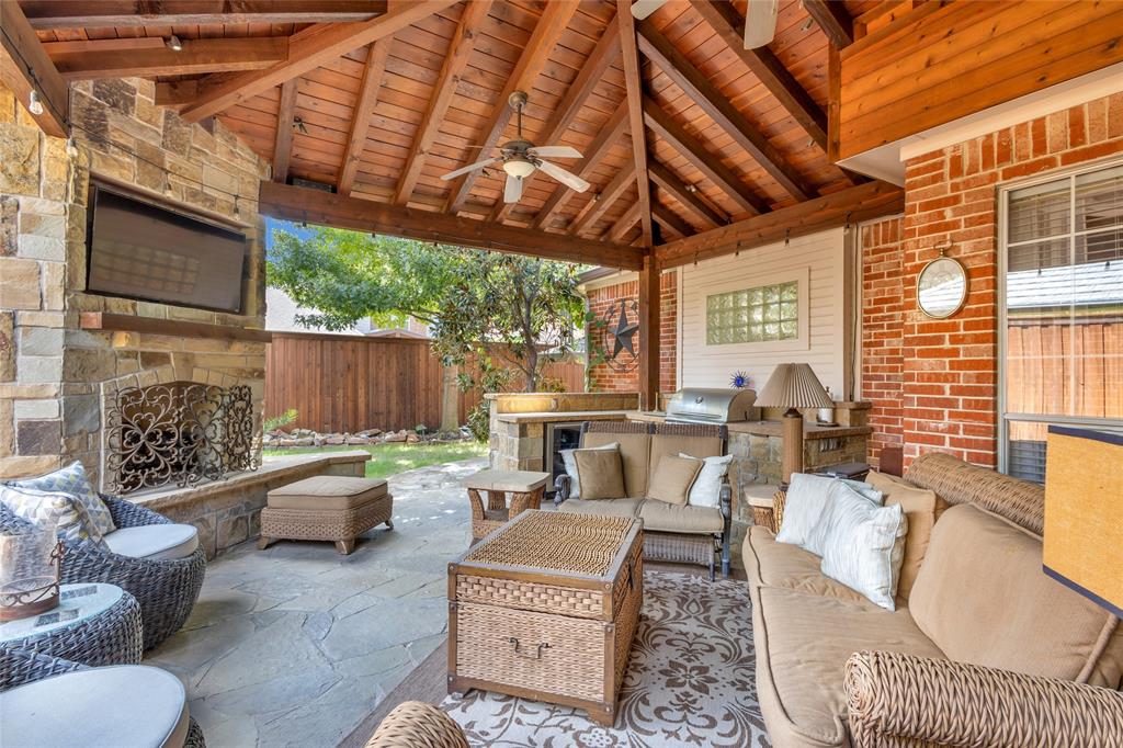 a outdoor living space with furniture and garden view