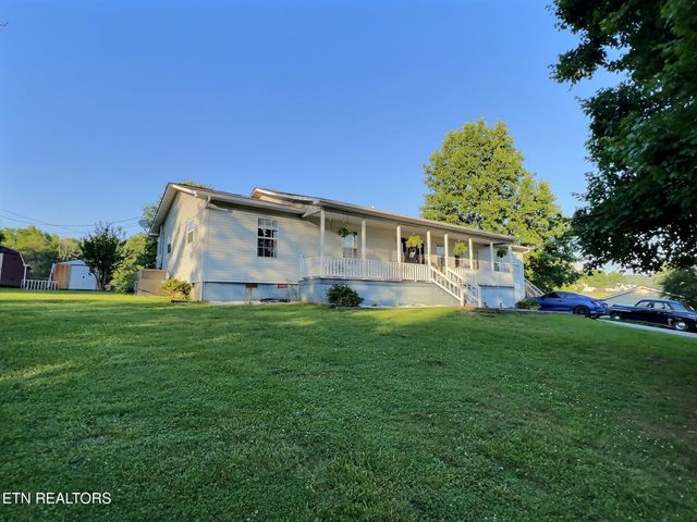 $349,500 | 122 Loop Road | Caryville