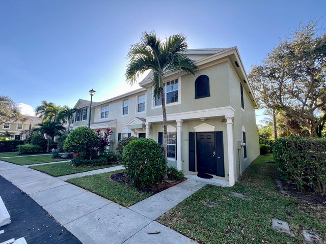 $2,450 | 932 Kokomo Key Lane | Delray Beach