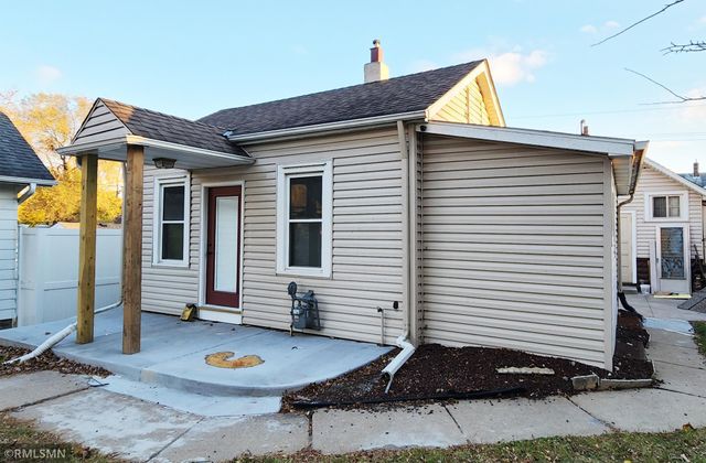 $1,775 | 1040 Rose Avenue East | Eastville Heights