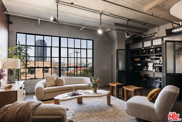 $1,099,000 | 1855 Industrial Street, Unit 418 | Downtown Los Angeles