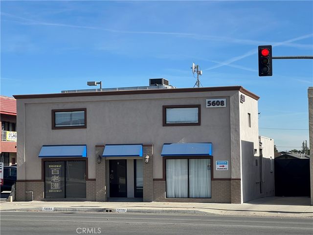 $2,528,000 | 5608 Rosemead Boulevard | Crossroads