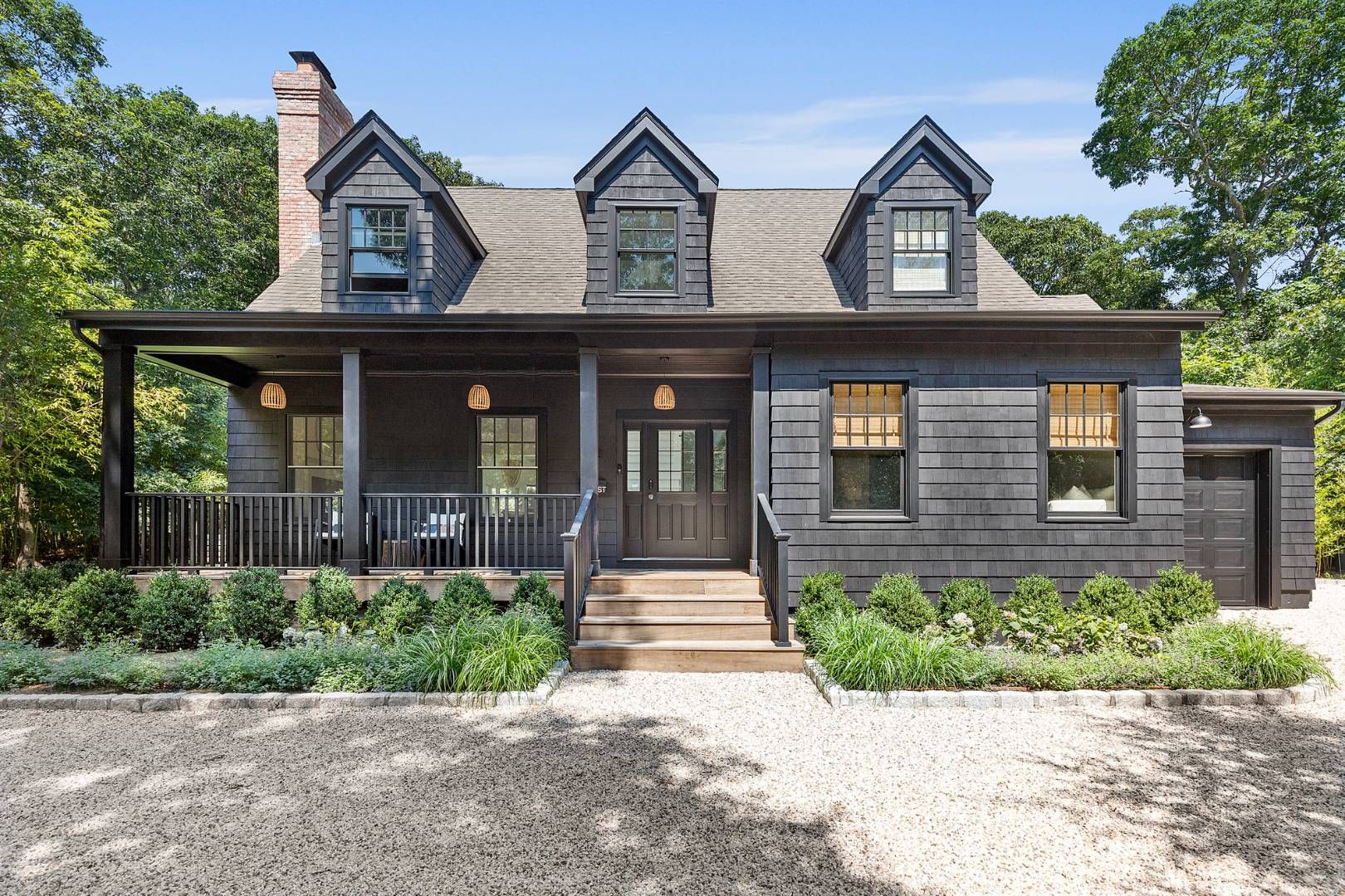 front view of house with a yard