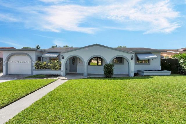 $450,000 | 650 Southwest 11th Drive | Broward Highlands