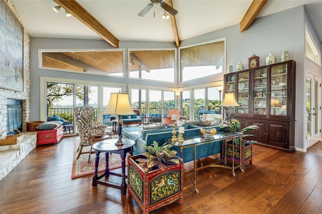 $2,650,000 | 4704 Toreador Drive | Westlake