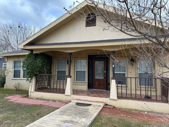 $1,500 | 109 East Pecos Street | North Uvalde