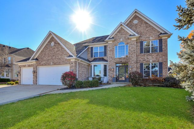 $699,000 | 2574 Spring Green Way | Batavia