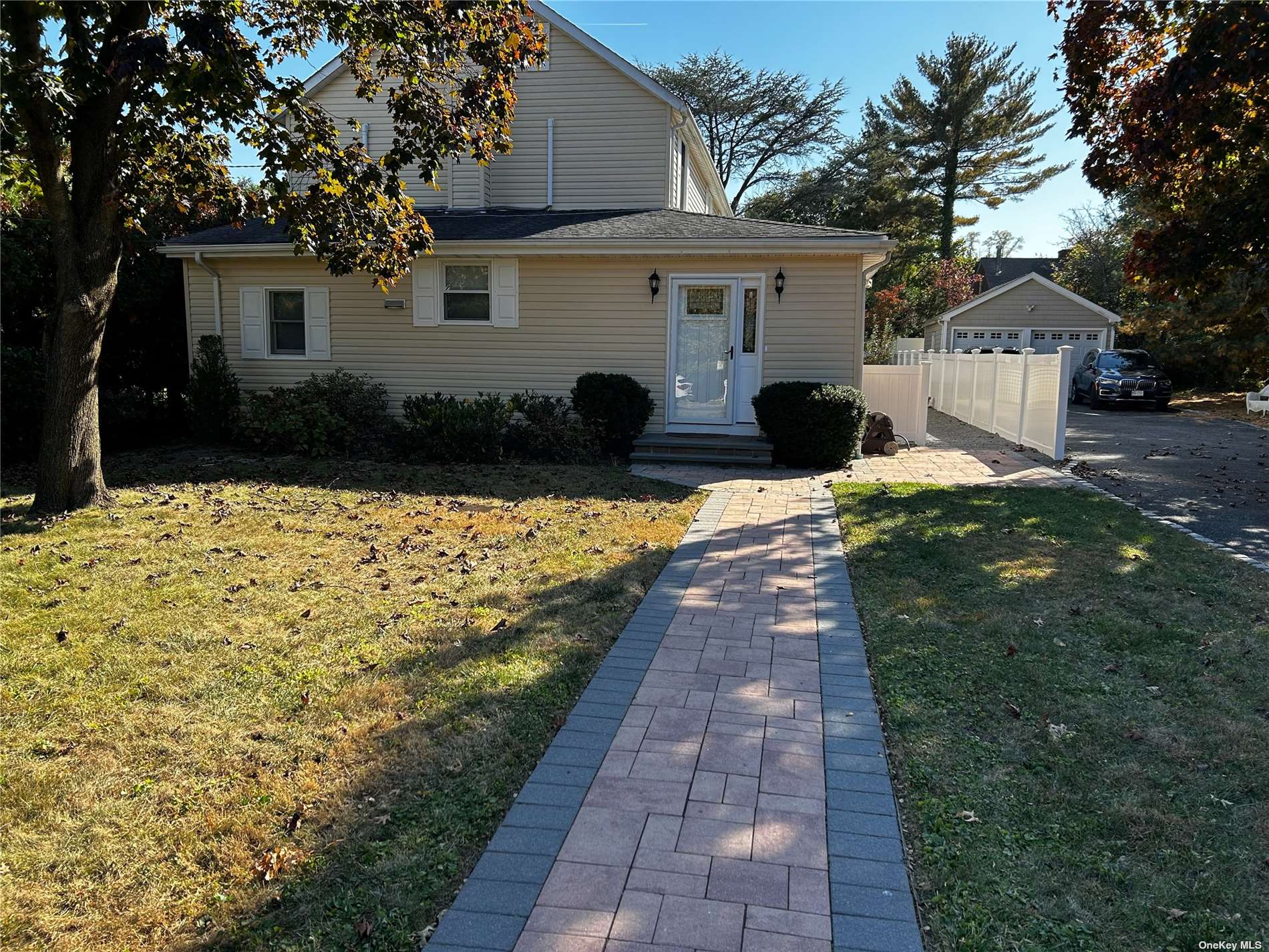 a front view of house with yard