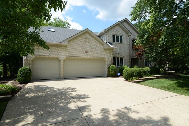 $799,900 | 840 Pueblo Court | Naperville