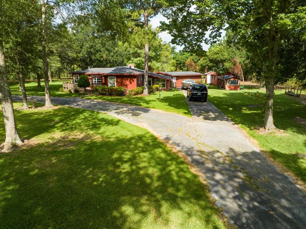 Charming Mid- Century Home on Acreage!