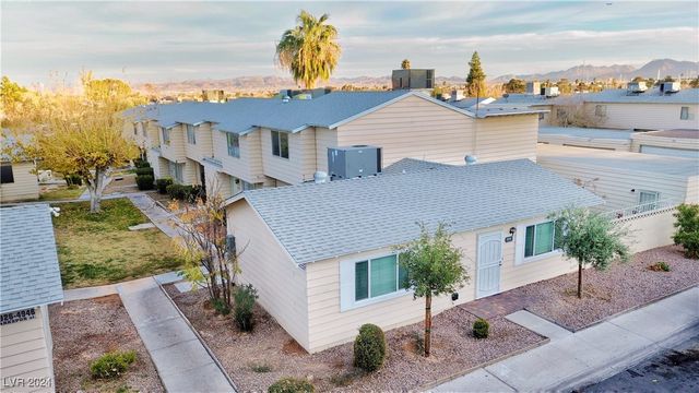 $235,000 | 4950 Larkspur Street | Terra Linda