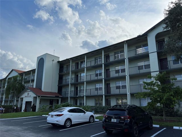 $2,100 | 12950 Southwest 13th Street, Unit 409D | Century Village