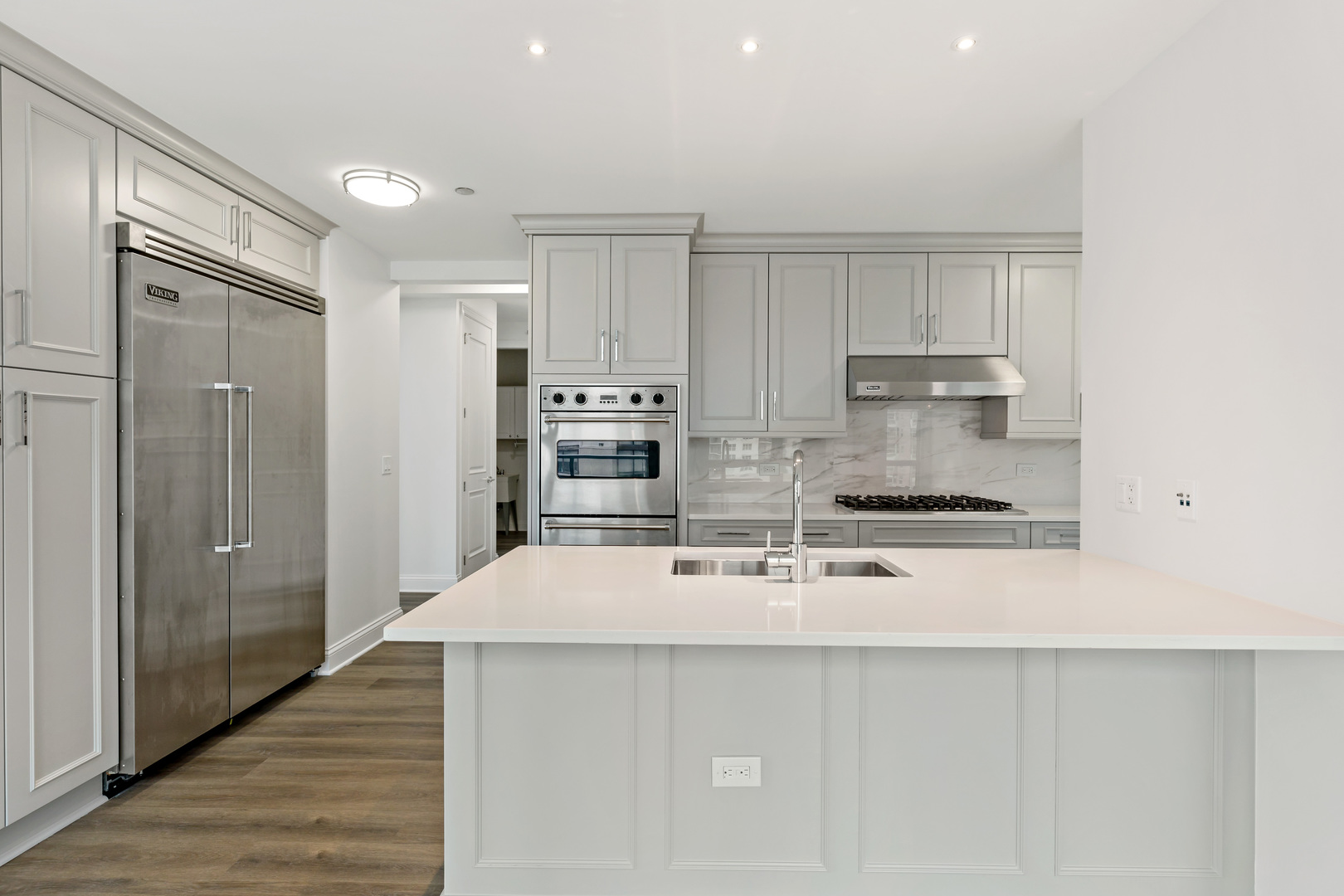 Grey & Gold Kitchen Design — West Coast Capri