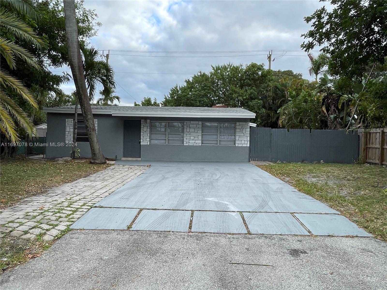 a view of a garage