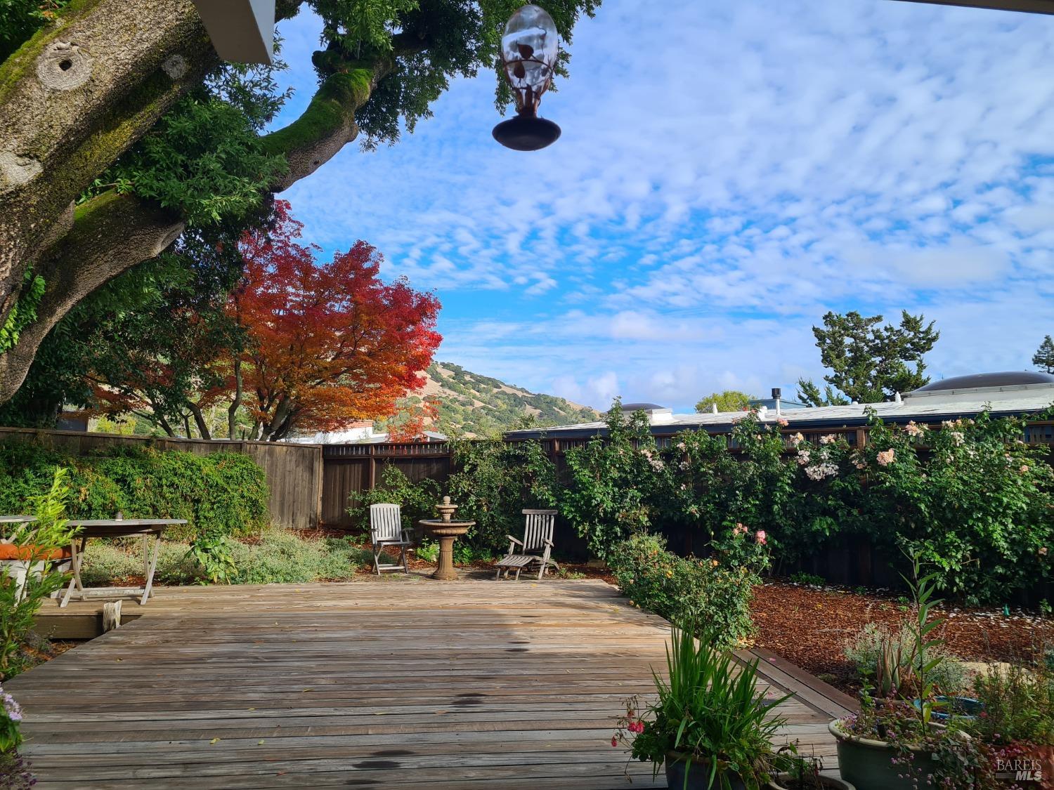 a view of a house with patio outdoor seating