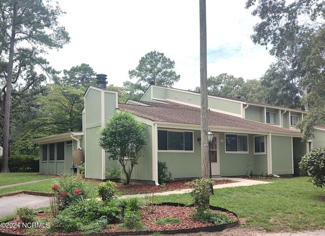 $175,000 | 46 Quarterdeck New Bern Nc 28562 | Quarterdeck Townhouses