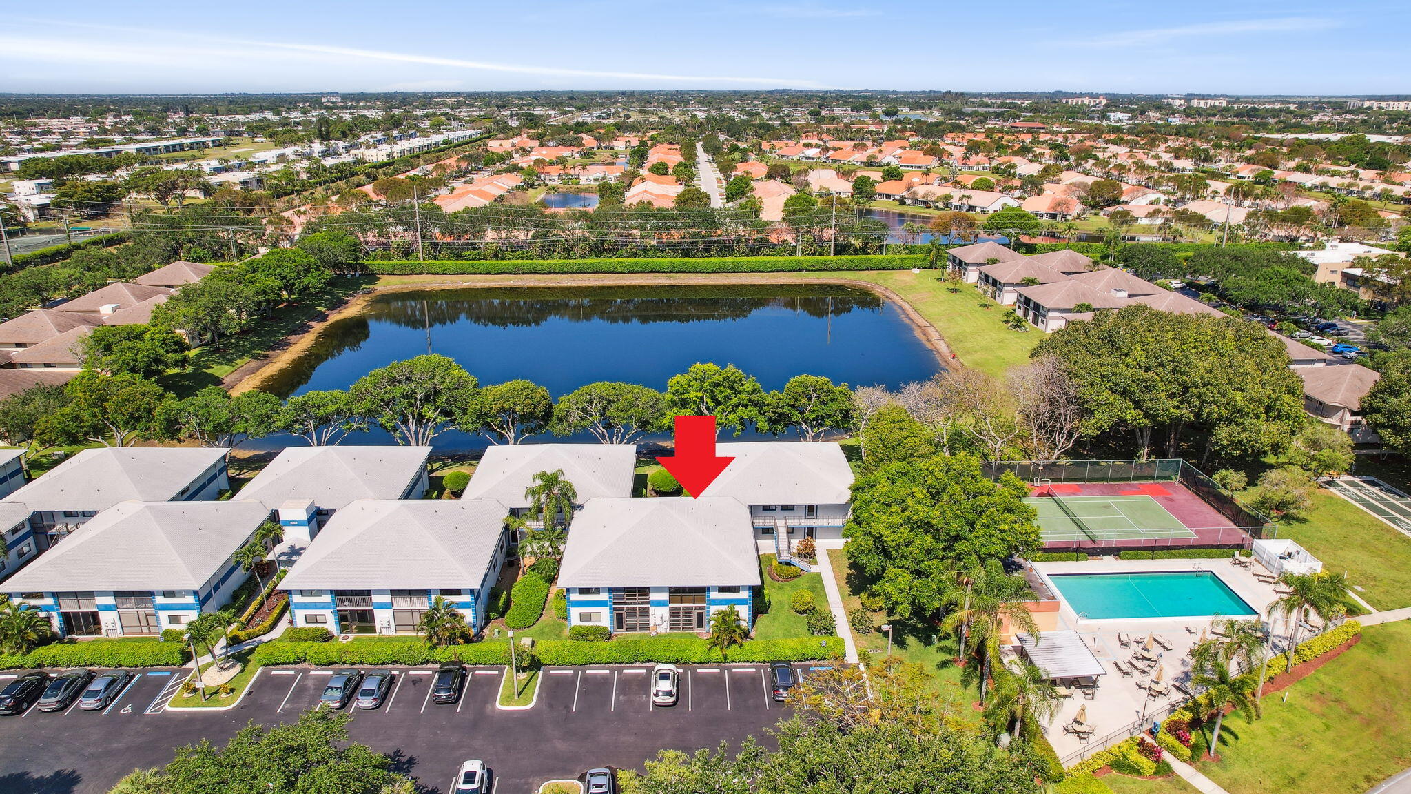 an aerial view of multiple house