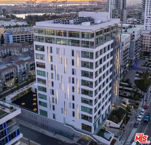 $3,660 | 200 West Ocean Boulevard, Unit 807 | Downtown Long Beach